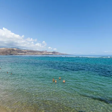 In Palmas De Gran Canaria * Las Palmas de Gran Canaria